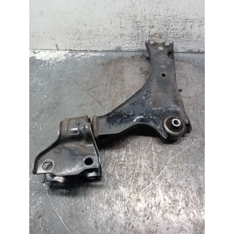 Recambio de brazo suspension inferior delantero derecho para jaguar e-pace (x540) 2.0 d180 awd referencia OEM IAM J9C33A052AD  
