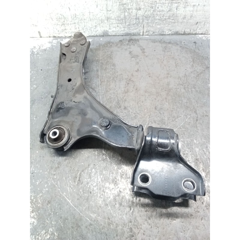 Recambio de brazo suspension inferior delantero izquierdo para jaguar e-pace (x540) 2.0 d180 awd referencia OEM IAM J9C3-3A053-A