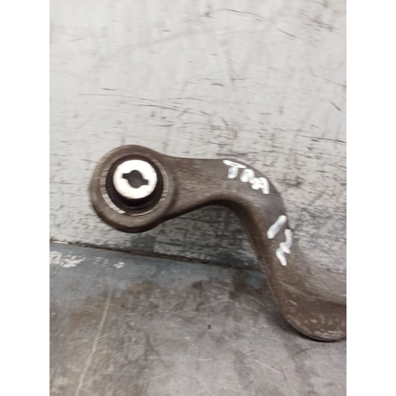 Recambio de brazo suspension inferior trasero izquierdo para jaguar e-pace (x540) 2.0 d180 awd referencia OEM IAM   