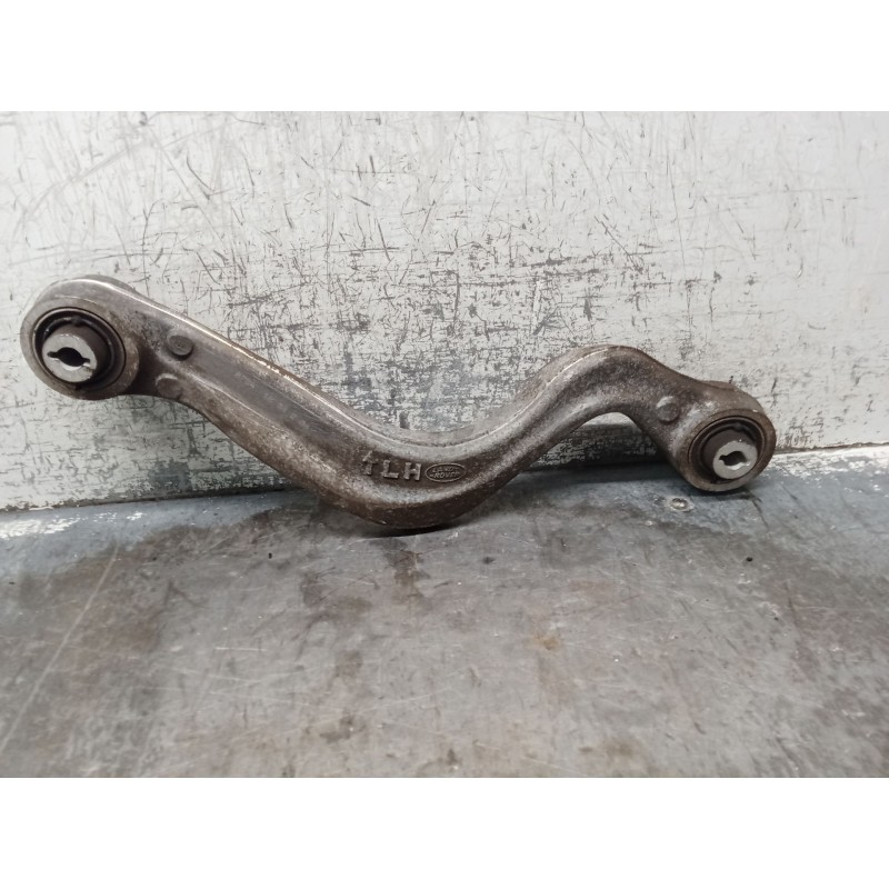Recambio de brazo suspension inferior trasero izquierdo para jaguar e-pace (x540) 2.0 d180 awd referencia OEM IAM   