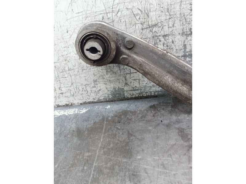 Recambio de brazo suspension inferior trasero izquierdo para jaguar e-pace (x540) 2.0 d180 awd referencia OEM IAM   