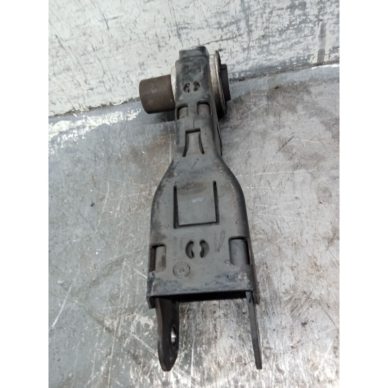 Recambio de brazo suspension inferior trasero izquierdo para jaguar e-pace (x540) 2.0 d180 awd referencia OEM IAM J9C35K832AA  