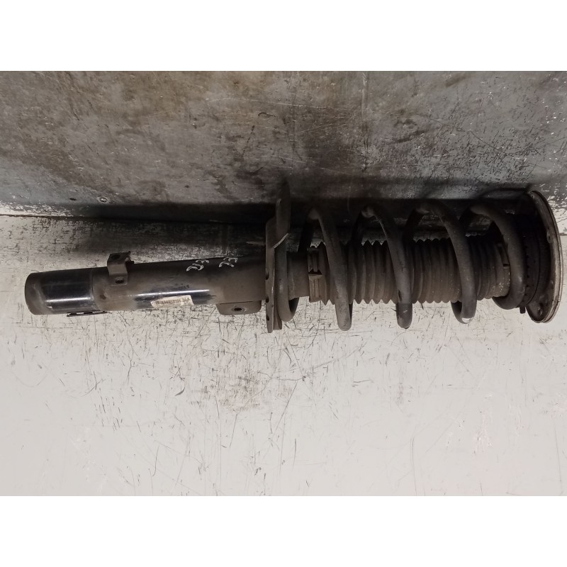 Recambio de amortiguador delantero derecho para jaguar e-pace (x540) 2.0 d180 awd referencia OEM IAM J9C3-18045-AF  