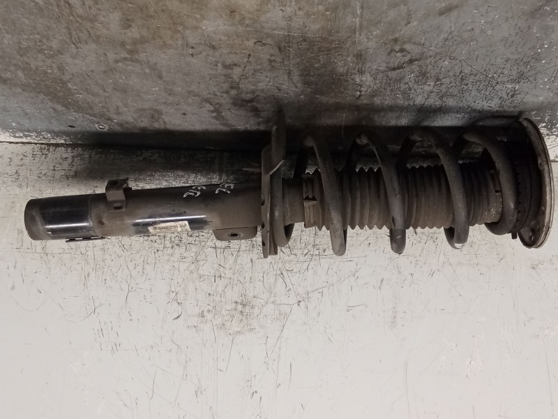 Recambio de amortiguador delantero derecho para jaguar e-pace (x540) 2.0 d180 awd referencia OEM IAM J9C3-18045-AF  