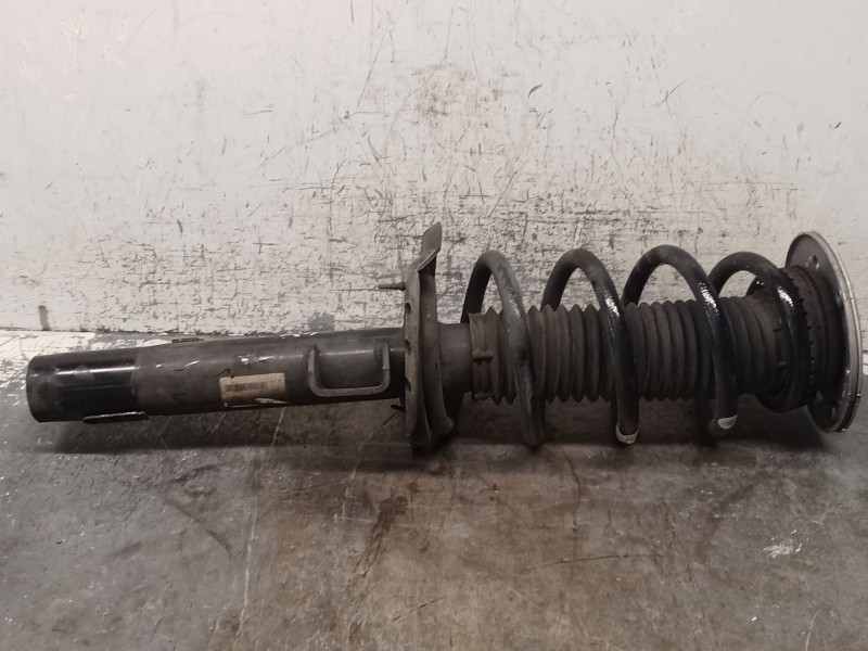 Recambio de amortiguador delantero izquierdo para jaguar e-pace (x540) 2.0 d180 awd referencia OEM IAM J9C3-18K001-AF  