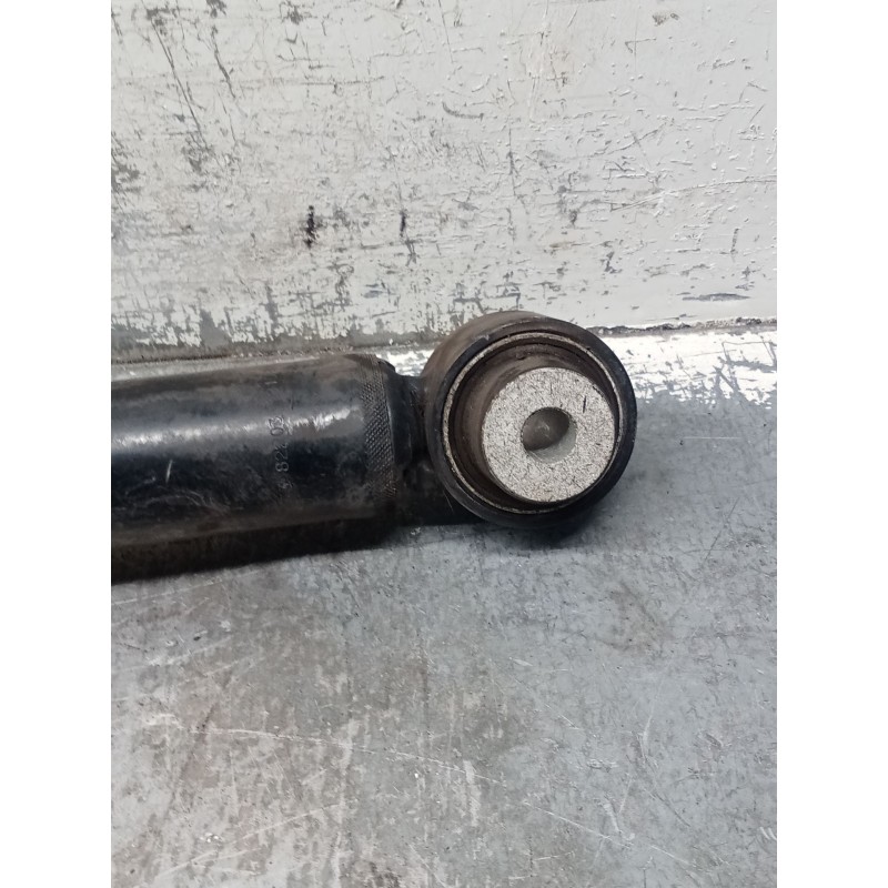 Recambio de amortiguador trasero derecho para jaguar e-pace (x540) 2.0 d180 awd referencia OEM IAM GK7218A116  