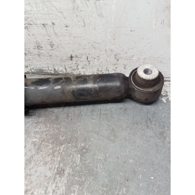 Recambio de amortiguador trasero izquierdo para jaguar e-pace (x540) 2.0 d180 awd referencia OEM IAM GK7218A145  
