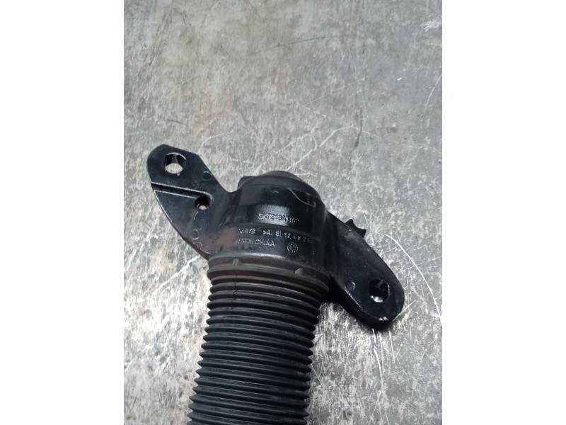 Recambio de amortiguador trasero izquierdo para jaguar e-pace (x540) 2.0 d180 awd referencia OEM IAM GK7218A145  