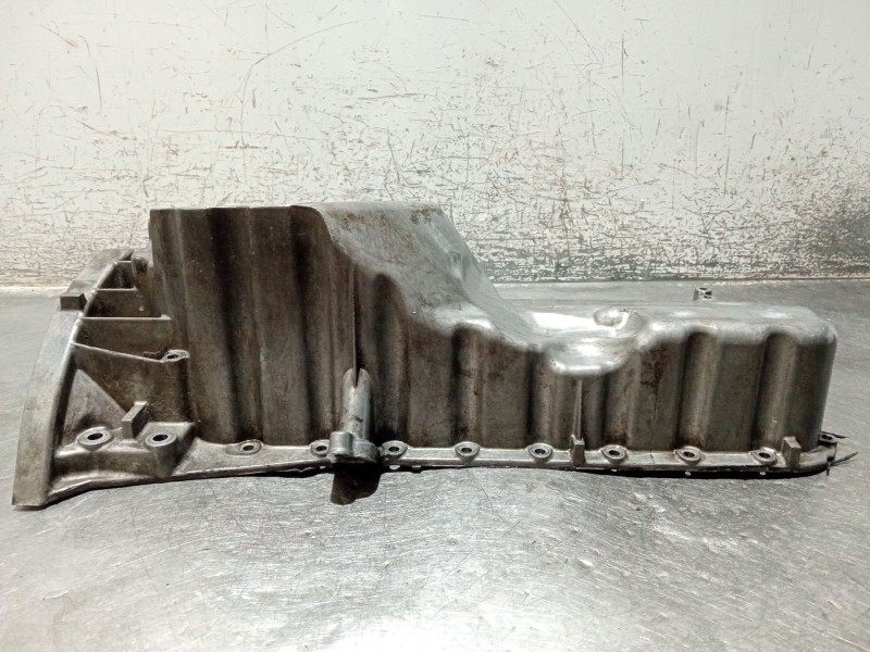 Recambio de carter para mercedes-benz clase c (w203) c 200 cdi (203.007) referencia OEM IAM R6460141002  