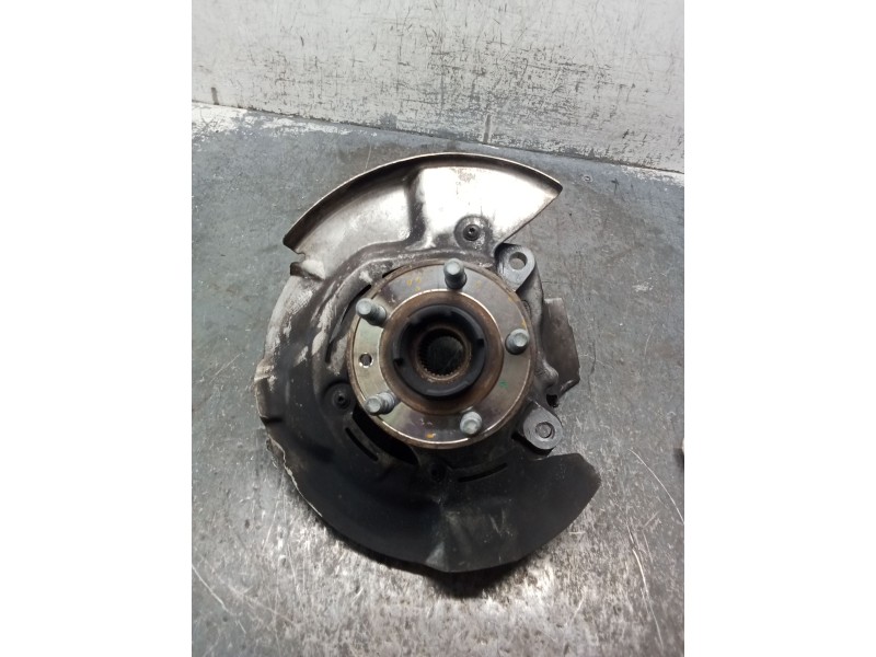 Recambio de mangueta delantera derecha para jaguar e-pace (x540) 2.0 d180 awd referencia OEM IAM J9C33K205AB  