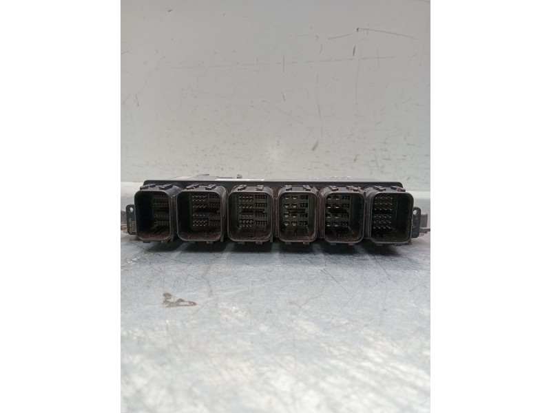 Recambio de centralita motor uce para bmw x1/ix1 u11 x1 sdrive18d referencia OEM IAM 0281039886 710197601 030043680
