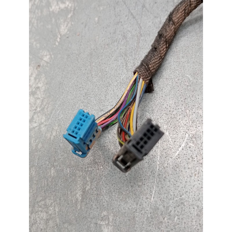 Recambio de retrovisor izquierdo para bmw x1/ix1 u11 x1 sdrive18d referencia OEM IAM ELECTRICO 2 ENCHUFES 9 Y 8 CABLES 