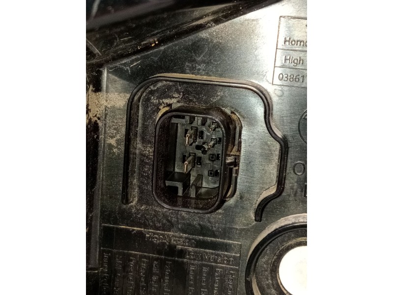 Recambio de piloto trasero izquierdo para bmw x1/ix1 u11 x1 sdrive18d referencia OEM IAM H3946535109 F03861000F 