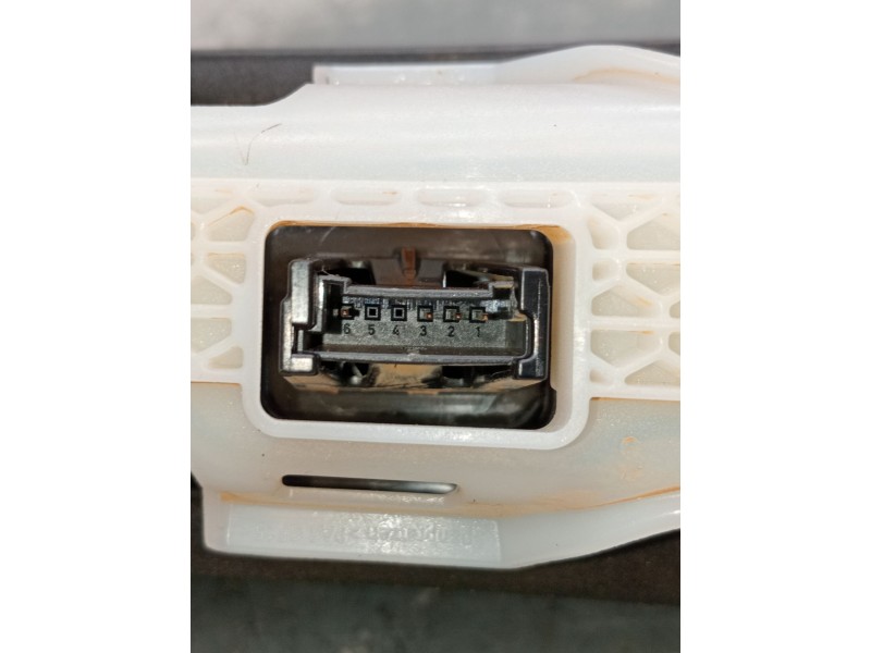 Recambio de piloto trasero derecho interior para bmw x1/ix1 u11 x1 sdrive18d referencia OEM IAM H8946535609 F03862000F 