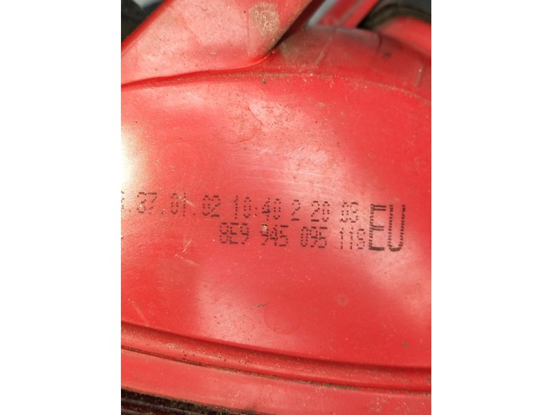 Recambio de piloto trasero izquierdo para audi a4 b6 avant (8e5) 2.5 tdi quattro referencia OEM IAM 8E9945095  