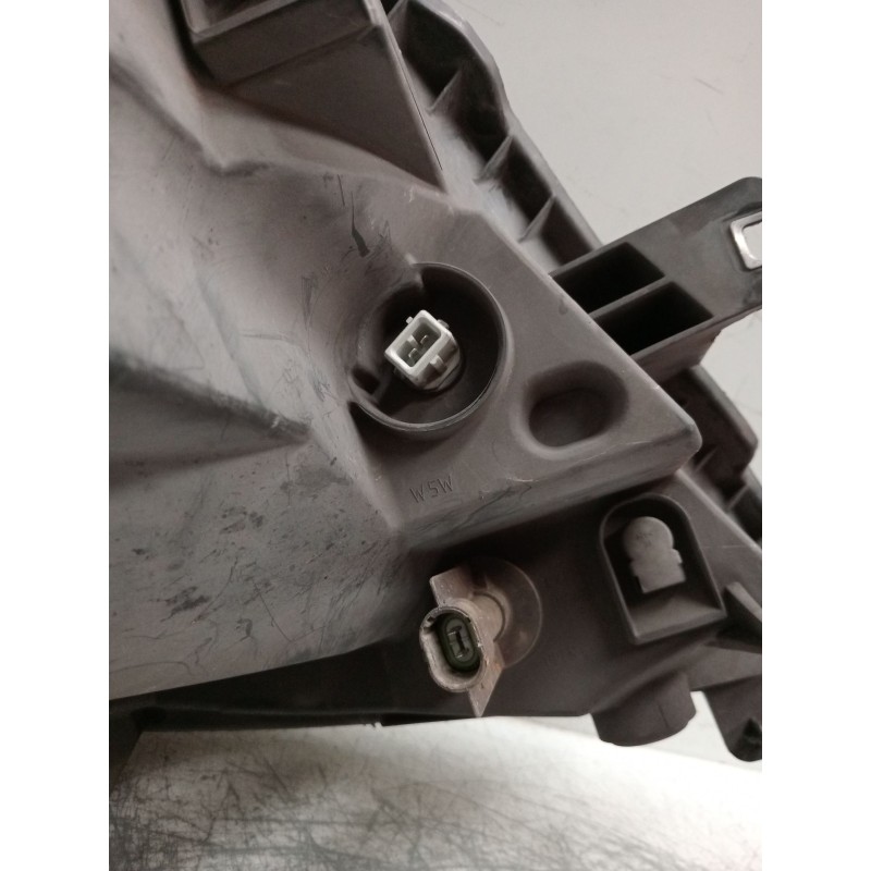 Recambio de faro izquierdo para nissan primastar furgoneta (x83) 2.0 dci 115 referencia OEM IAM 8200701354 93859829 89313970