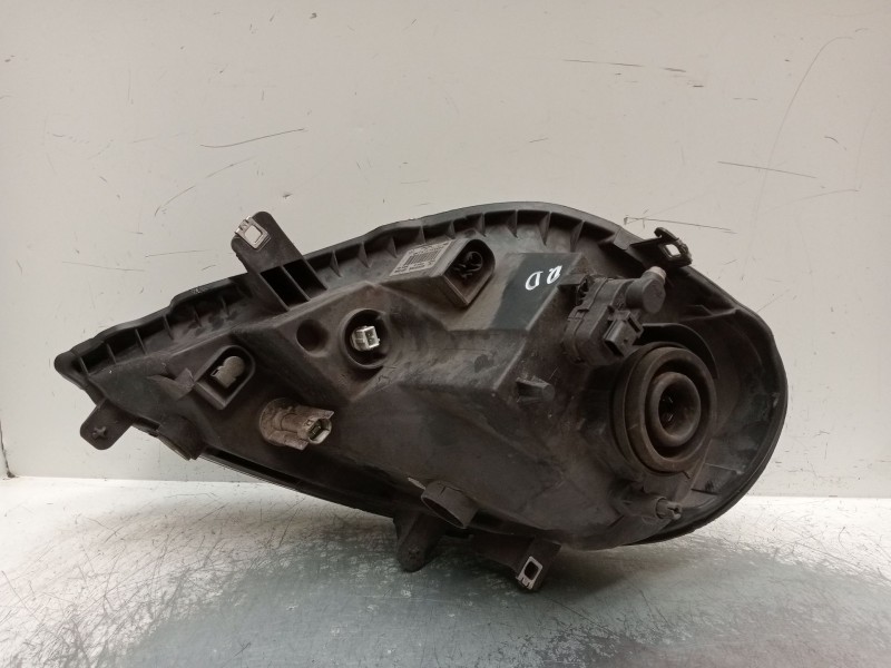 Recambio de faro derecho para nissan primastar furgoneta (x83) 2.0 dci 115 referencia OEM IAM 8200701356 89313985 