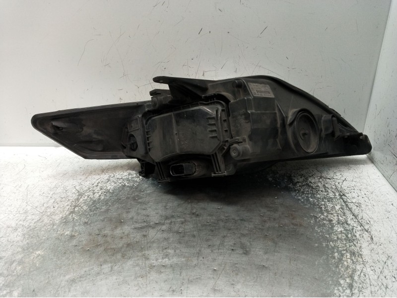 Recambio de faro izquierdo para ford mondeo iv turnier (ba7) 2.0 tdci referencia OEM IAM 7S7113101AE  