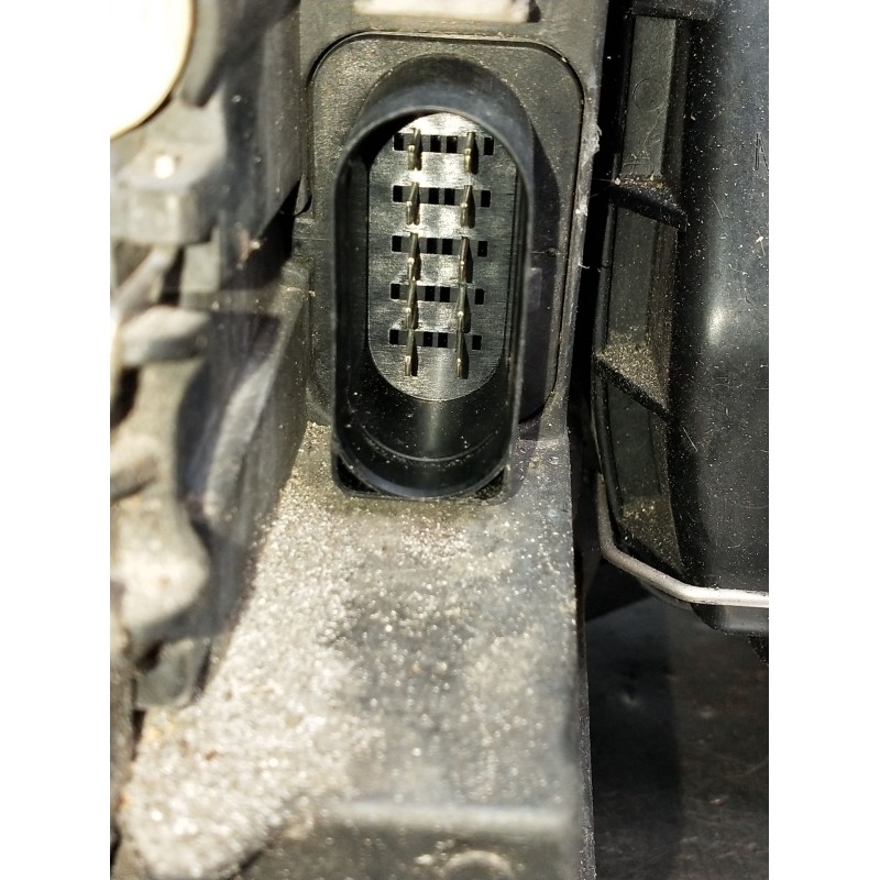 Recambio de faro izquierdo para audi a4 b6 avant (8e5) 2.5 tdi quattro referencia OEM IAM 8E0941003AQ 89310230 