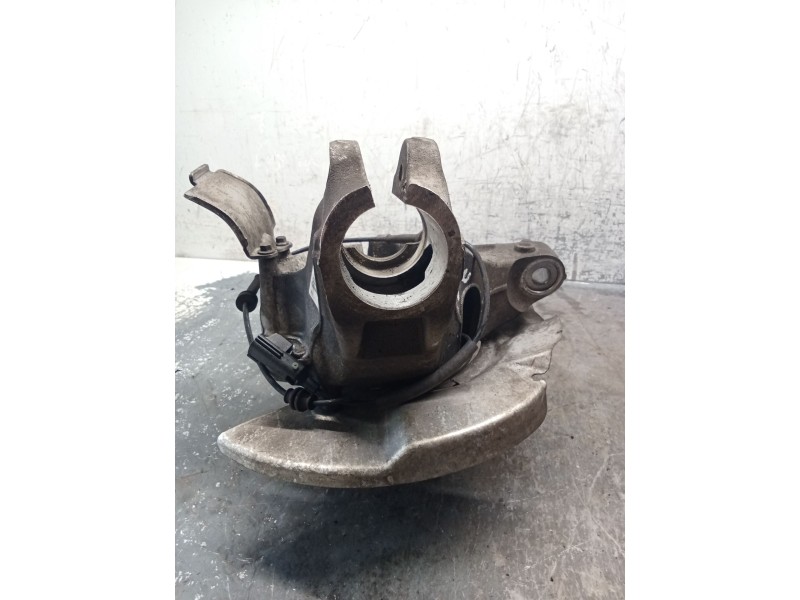 Recambio de mangueta delantera izquierda para jaguar e-pace (x540) 2.0 d180 awd referencia OEM IAM J9C33K207AB  