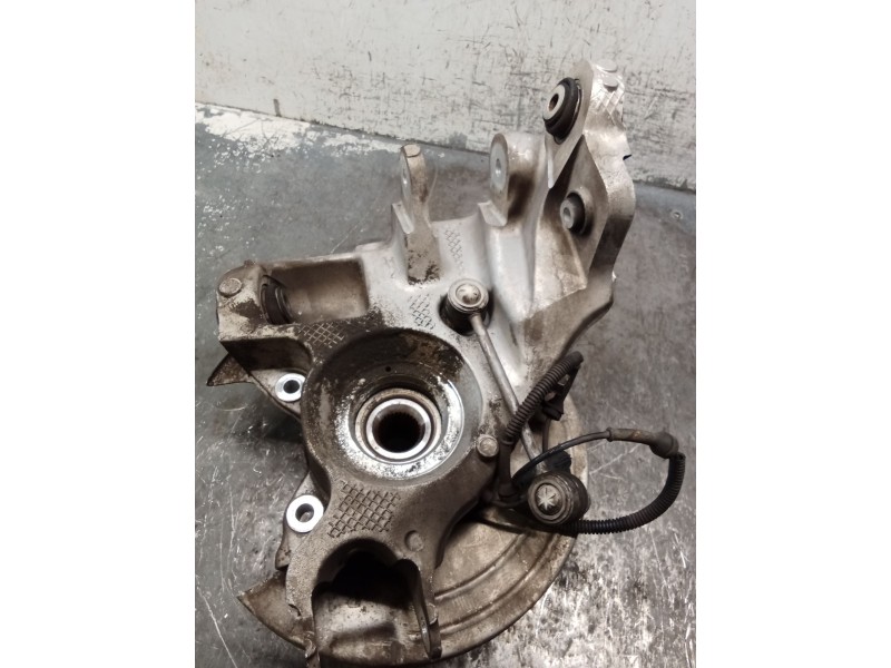 Recambio de mangueta trasera derecha para jaguar e-pace (x540) 2.0 d180 awd referencia OEM IAM J9C35A968AA  