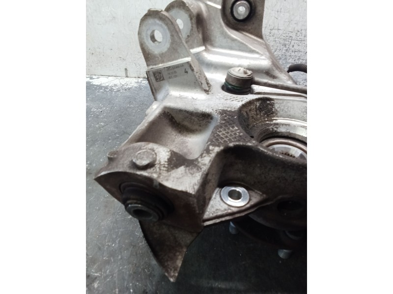 Recambio de mangueta trasera derecha para jaguar e-pace (x540) 2.0 d180 awd referencia OEM IAM J9C35A968AA  