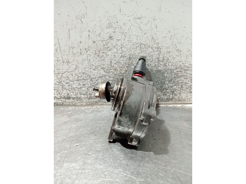 Recambio de depresor freno / bomba vacio para mercedes-benz clase c (w203) c 200 cdi (203.007) referencia OEM IAM A6462300165  