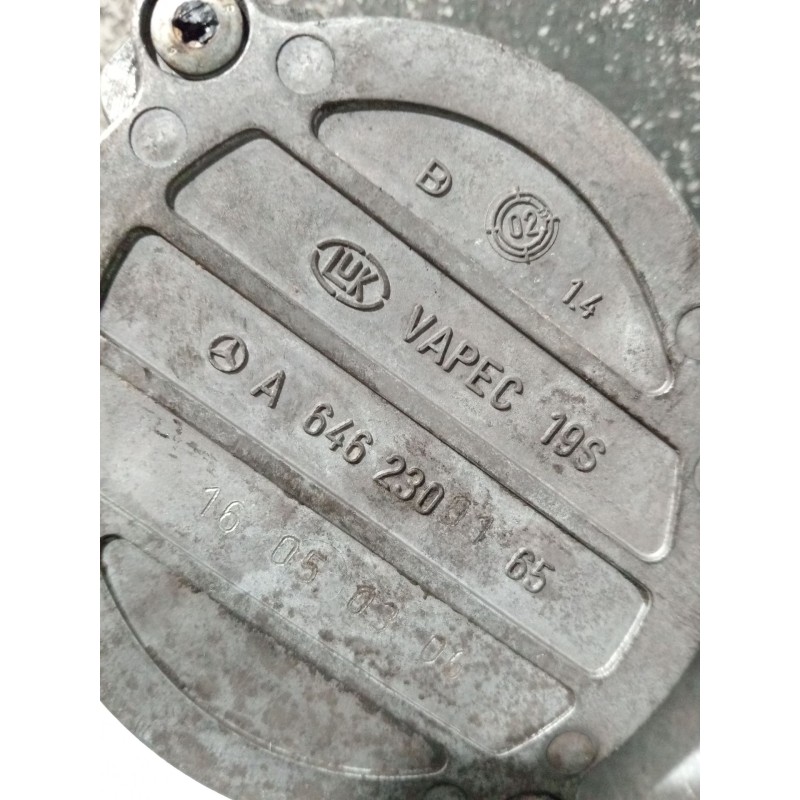 Recambio de depresor freno / bomba vacio para mercedes-benz clase c (w203) c 200 cdi (203.007) referencia OEM IAM A6462300165  