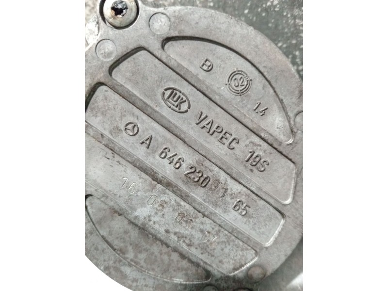 Recambio de depresor freno / bomba vacio para mercedes-benz clase c (w203) c 200 cdi (203.007) referencia OEM IAM A6462300165  