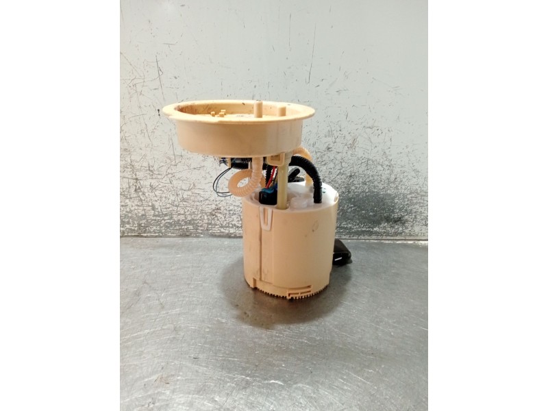 Recambio de bomba combustible para bmw x1/ix1 u11 x1 sdrive18d referencia OEM IAM 9485663 9452495 23062813PL