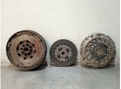 Recambio de kit embrague para mercedes-benz clase c (w203) c 200 cdi (203.007) referencia OEM IAM 323056310  