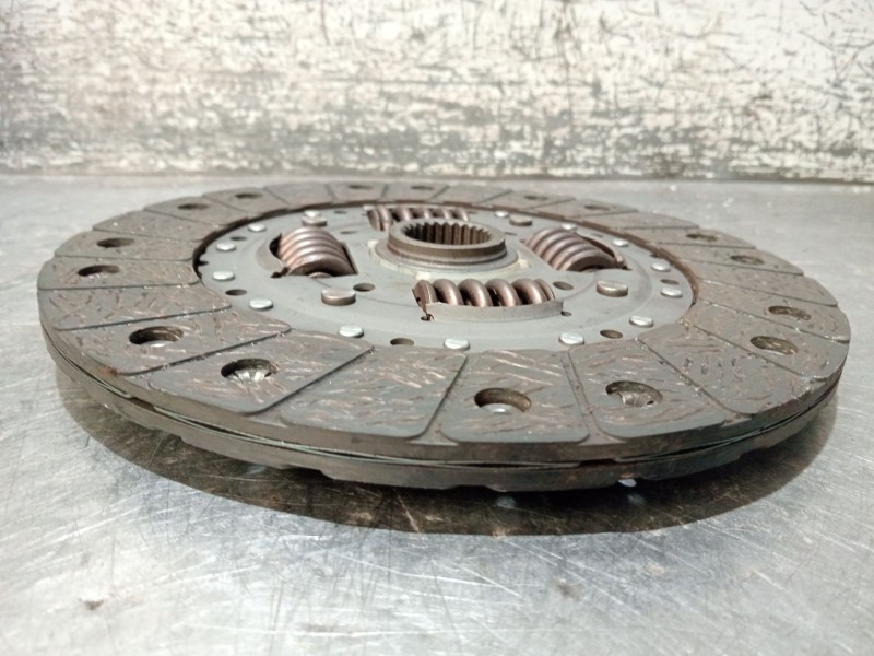 Recambio de kit embrague para mercedes-benz clase c (w203) c 200 cdi (203.007) referencia OEM IAM 323056310  