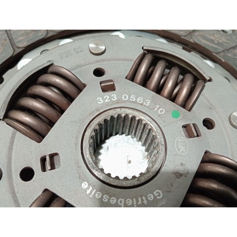 Recambio de kit embrague para mercedes-benz clase c (w203) c 200 cdi (203.007) referencia OEM IAM 323056310  