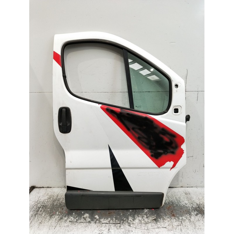 Recambio de puerta delantera derecha para renault trafic ii furgoneta (fl) 1.9 dci 100 (fl0c) referencia OEM IAM  5P 