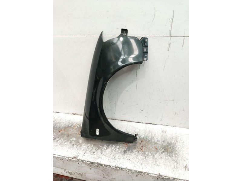 Recambio de aleta delantera derecha para audi a6 c5 (4b2, 4b4) 2.5 tdi quattro referencia OEM IAM   