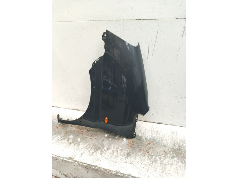 Recambio de aleta delantera izquierda para hyundai h-1 furgoneta (a1) 2.5 crdi referencia OEM IAM   