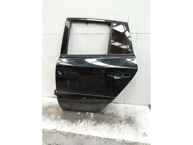 Recambio de puerta trasera izquierda para renault koleos expression referencia OEM IAM  5P 