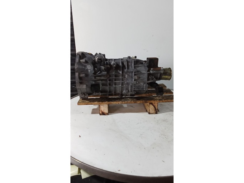 Recambio de caja cambios para hyundai h-1 furgoneta (a1) 2.5 crdi referencia OEM IAM 6332269 5v 