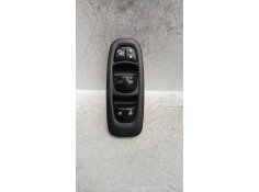 Recambio de mando elevalunas delantero derecho para renault kadjar experience referencia OEM IAM 254011766R  