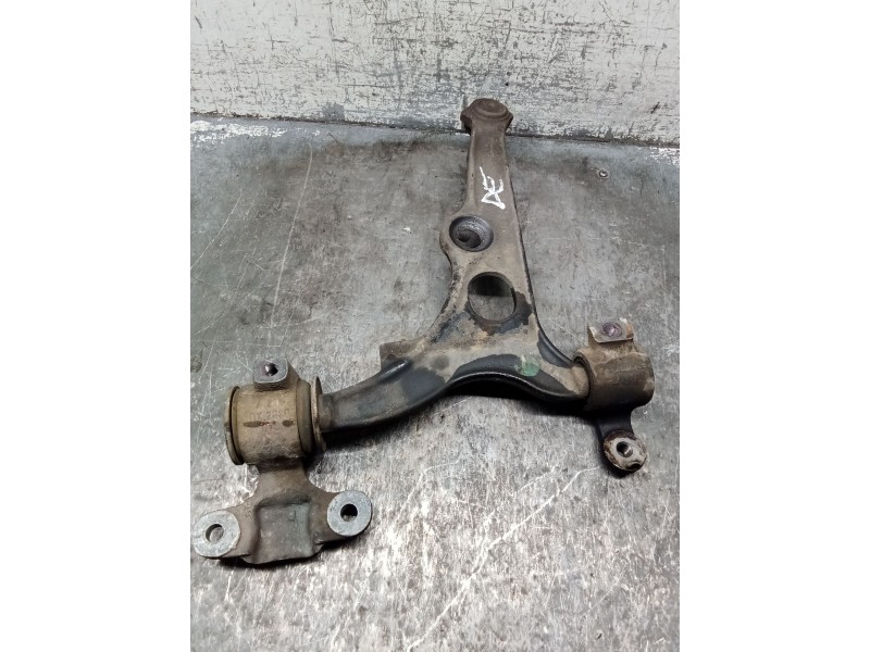 Recambio de brazo suspension inferior delantero derecho para peugeot expert (224_) 2.0 hdi referencia OEM IAM   