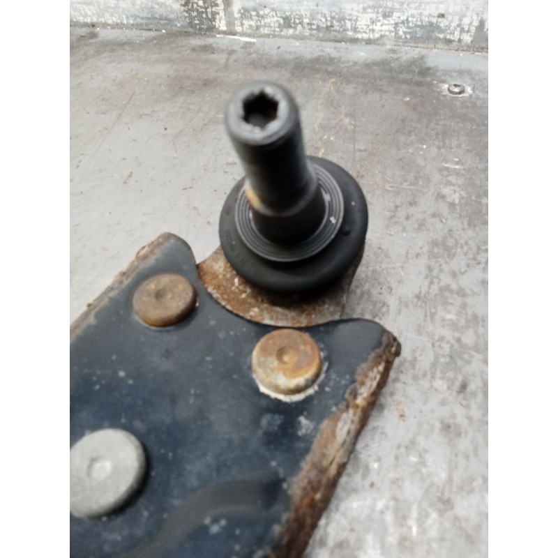 Recambio de brazo suspension inferior delantero izquierdo para ford focus ii (da_, hcp, dp) 1.8 tdci referencia OEM IAM   