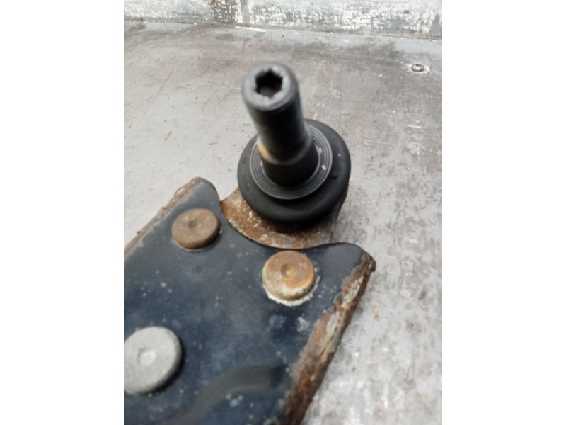 Recambio de brazo suspension inferior delantero izquierdo para ford focus ii (da_, hcp, dp) 1.8 tdci referencia OEM IAM   