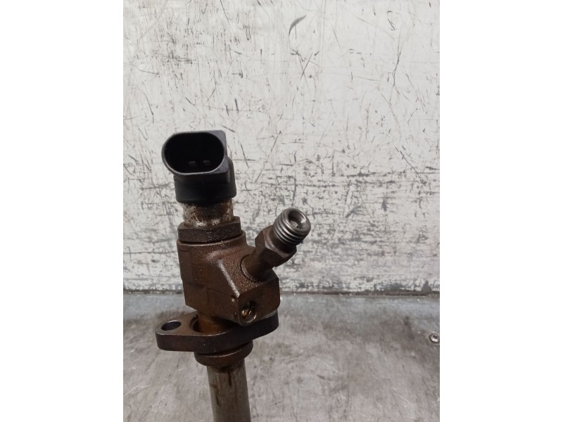 Recambio de inyector para ford mondeo iv turnier (ba7) 2.0 tdci referencia OEM IAM 9657144580  