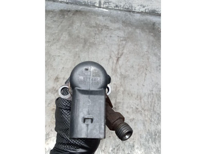 Recambio de inyector para ford mondeo iv turnier (ba7) 2.0 tdci referencia OEM IAM 9657144580  