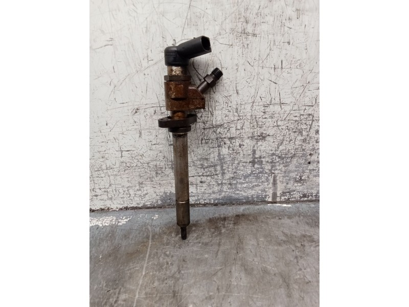 Recambio de inyector para ford mondeo iv turnier (ba7) 2.0 tdci referencia OEM IAM 9657144580  