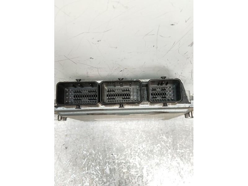 Recambio de centralita motor uce para ford mondeo iv turnier (ba7) 2.0 tdci referencia OEM IAM 6U7112A650KA 5WS40508A 