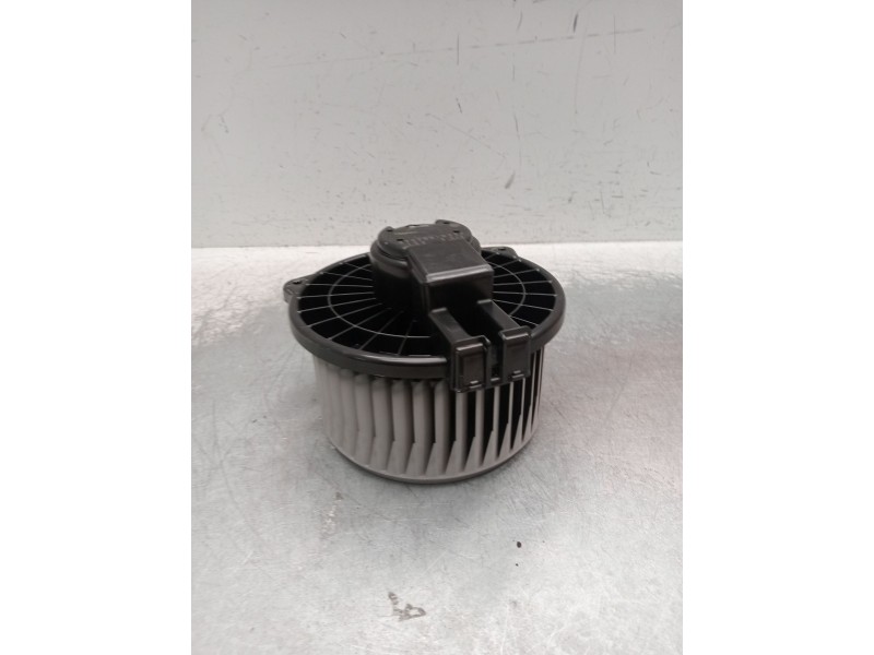 Recambio de motor calefaccion para subaru legacy iv (bl) 2.0 d awd (bld) referencia OEM IAM 2727000222  