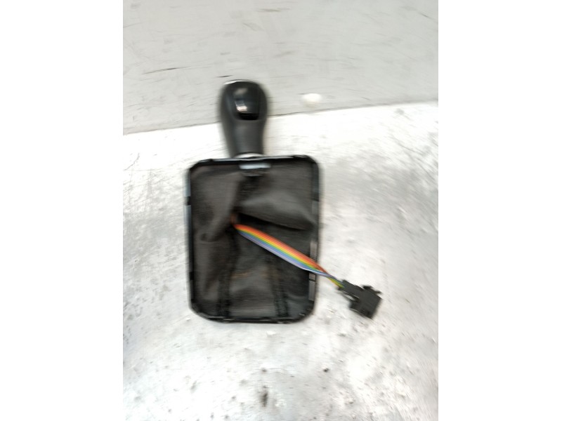 Recambio de pomo palanca cambio para volkswagen tiguan (5n_) 2.0 tdi 4motion referencia OEM IAM  automático  Recambio de pomo palanca cambio para volkswagen tiguan (5n_) 2.0 tdi 4motion referencia OEM IAM  automático