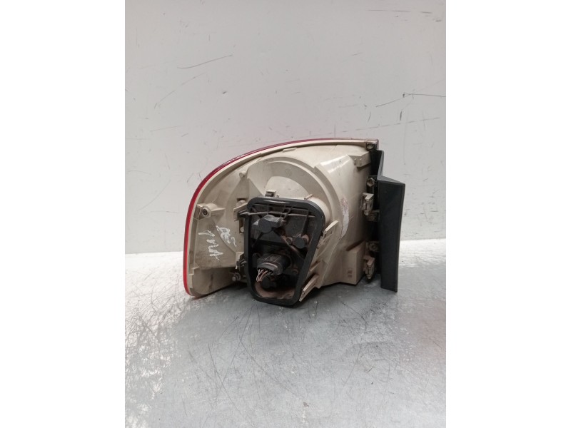 Recambio de piloto trasero derecho para volkswagen touareg (7la, 7l6, 7l7) 5.0 v10 tdi referencia OEM IAM   