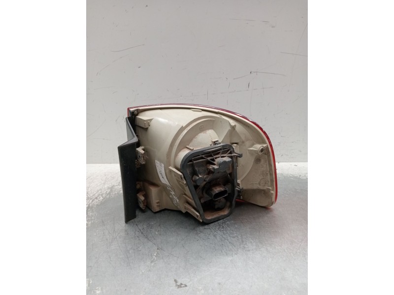 Recambio de piloto trasero izquierdo para volkswagen touareg (7la, 7l6, 7l7) 5.0 v10 tdi referencia OEM IAM   